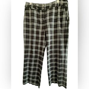 Izod golf classic brown plaid women’s golf pants, wide legs front side pocket 10